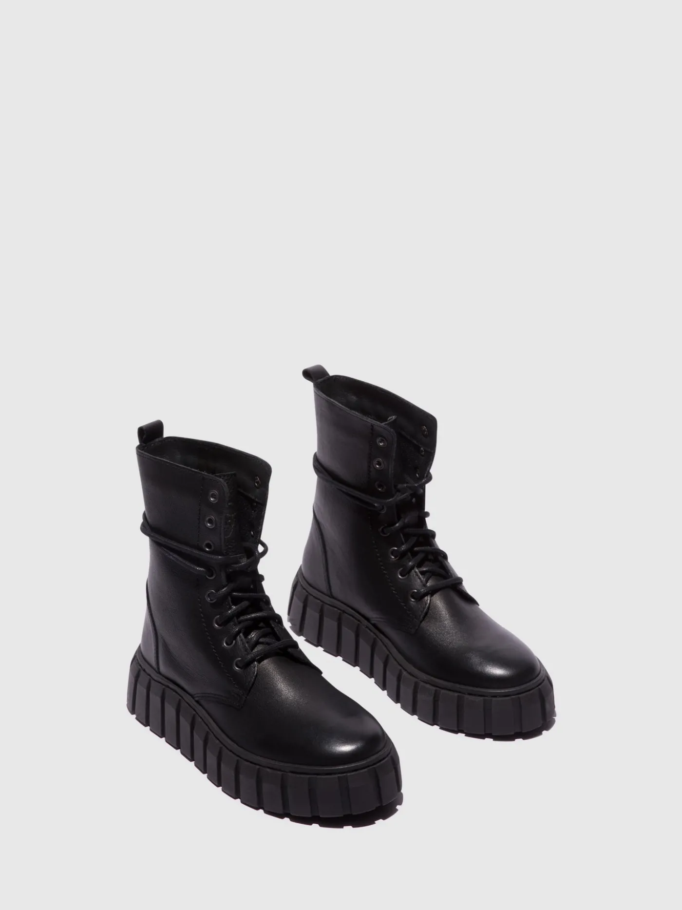 Outlet Botas com Atacadores em Preto MULHER Botas