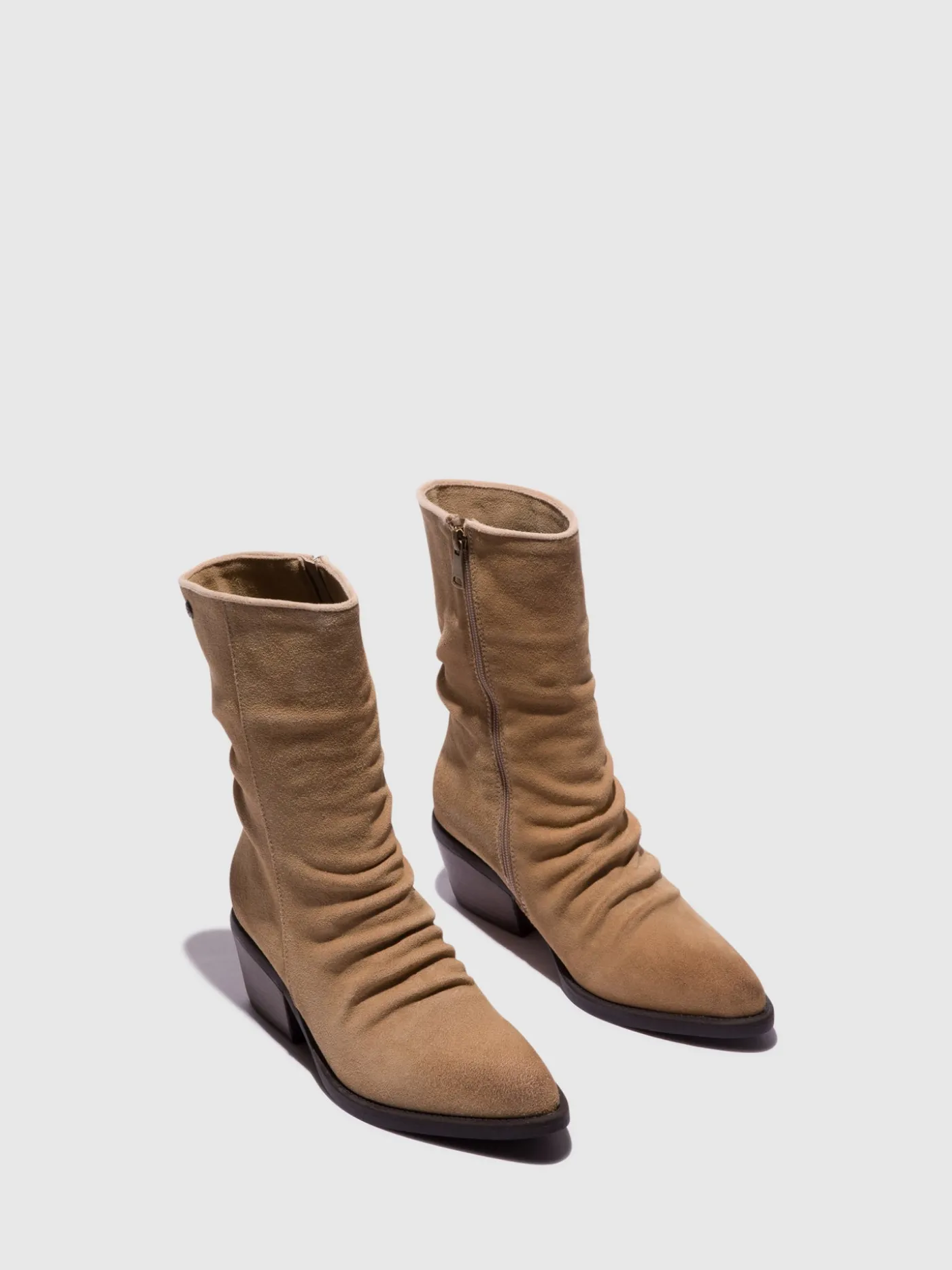 Outlet Botins Texanas em MULHER Botins